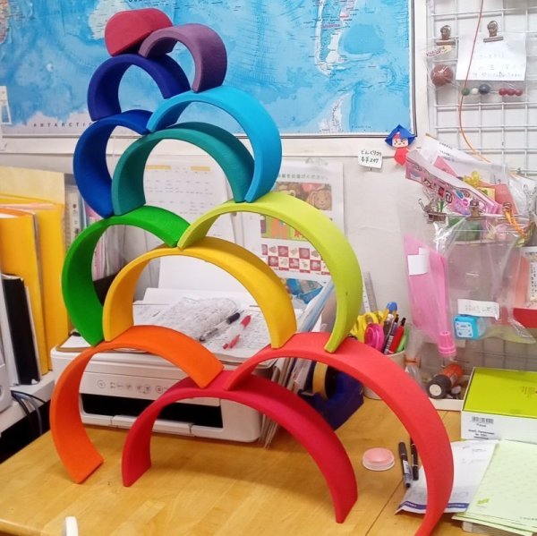 画像11: にじいろトンネル大(1〜6才)※動画でも遊び方をご案内◇書籍「心を育てる積み木遊びのコツ」掲載品 (11)