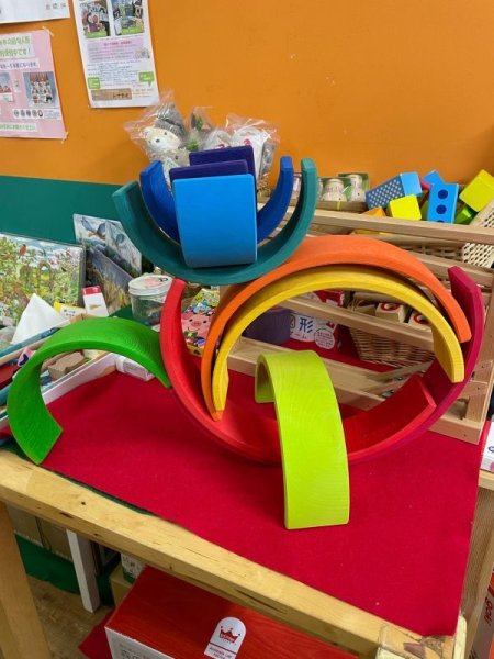 画像5: にじいろトンネル大(1〜6才)※動画でも遊び方をご案内◇書籍「心を育てる積み木遊びのコツ」掲載品 (5)